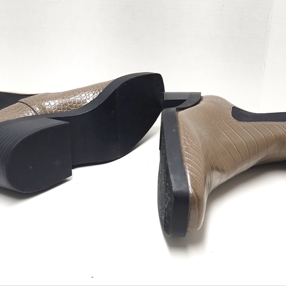 Open Edit Chelsea crocodile embossed elastic sides tan boots Size: 9M - Picture 4 of 7